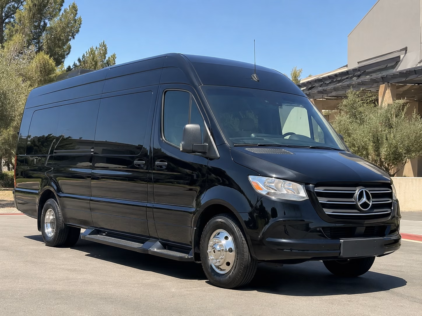 20 passenger sprinter van